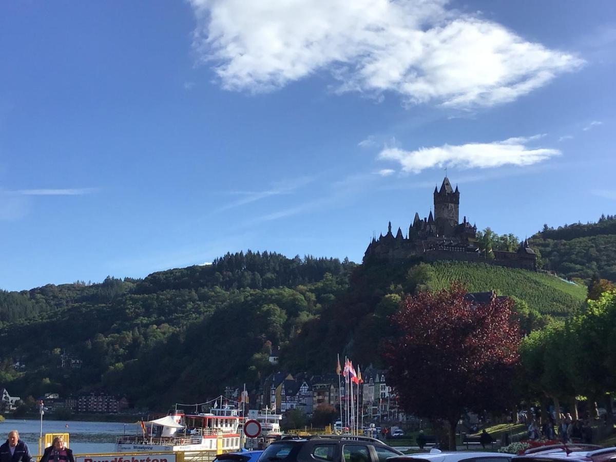 Attraktive Wohnung-Elztalidyll-Zwischen Mosel,Nuerburgring Und Burg Eltz Kollig Exterior photo